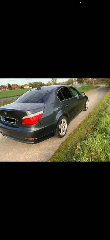 Gebraucht BMW 523 190 PS (139 kW) 2007 Grau Limousine