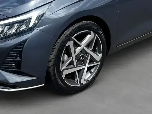 Gebraucht Hyundai i20 Turbo 101 PS (74 kW) 2025 Grau Kleinwagen