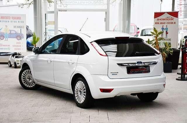 Gebraucht Ford Focus ST 250 PS (183 kW) 2009 Rot Coupé