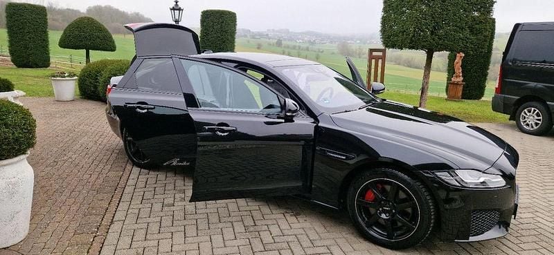 Gebraucht Jaguar XF S 381 PS (280 kW) 2017 Schwarz Limousine