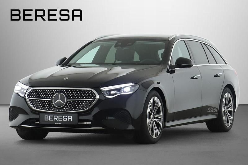Gebraucht 2025 Mercedes E220 Avantgarde Kombi | 69.950 € - Bild 1/4