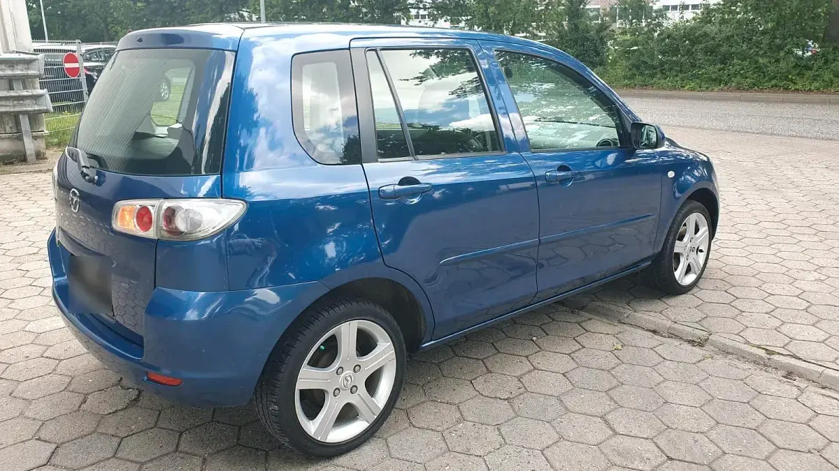 Gebraucht Mazda 2 Exclusive 80 PS (58 kW) 2007 Blau Kleinwagen