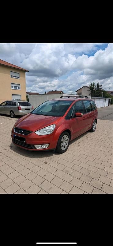 Gebraucht Ford Galaxy 160 PS (117 kW) 2008 Rot Van / Kleinbus