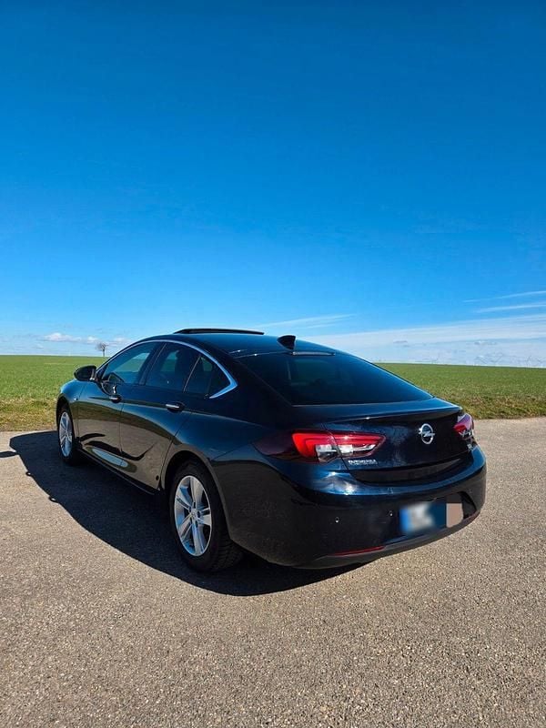 Gebraucht Opel Insignia 136 PS (100 kW) 2018 Blau Limousine