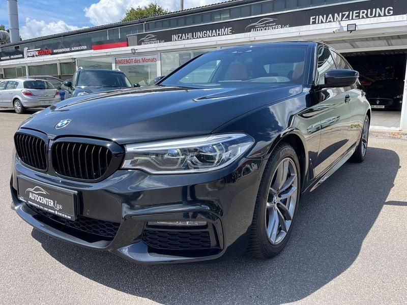 Saphirschwarz Gebraucht 2018 BMW 530 M Sport Limousine | 29.999 € (Teuer) - Bild 1/4