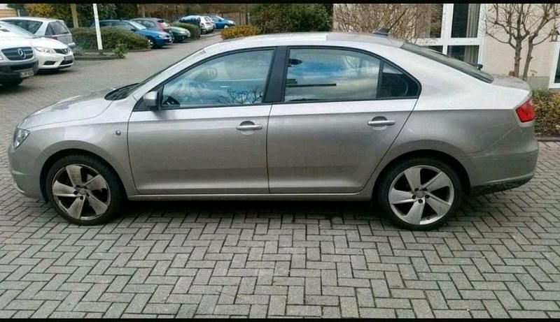 Gebraucht Seat Toledo Ecomotive 105 PS (77 kW) 2013 Andere farben Kleinwagen