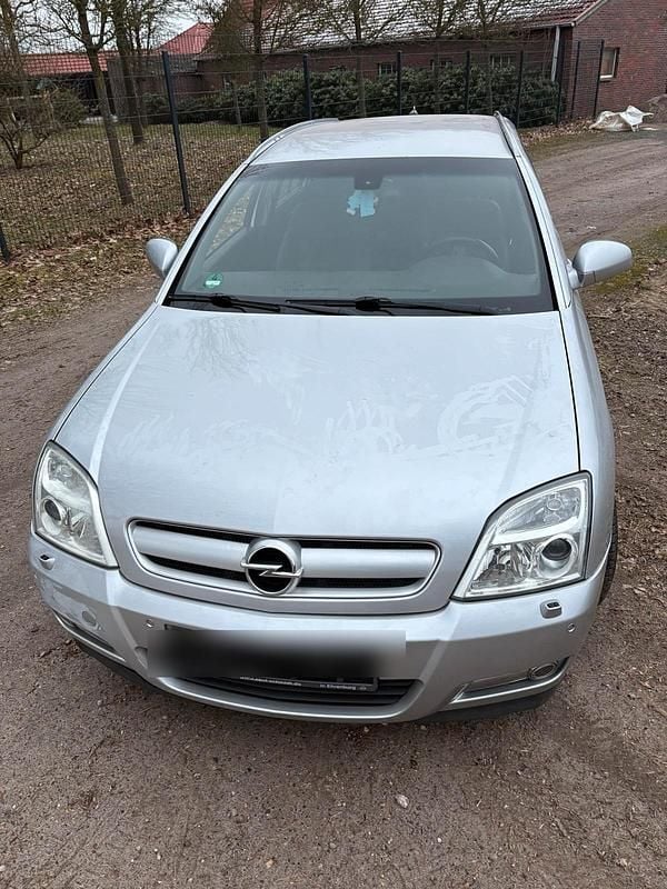 Gebraucht Opel Signum 175 PS (128 kW) 2003 Silber Kleinwagen