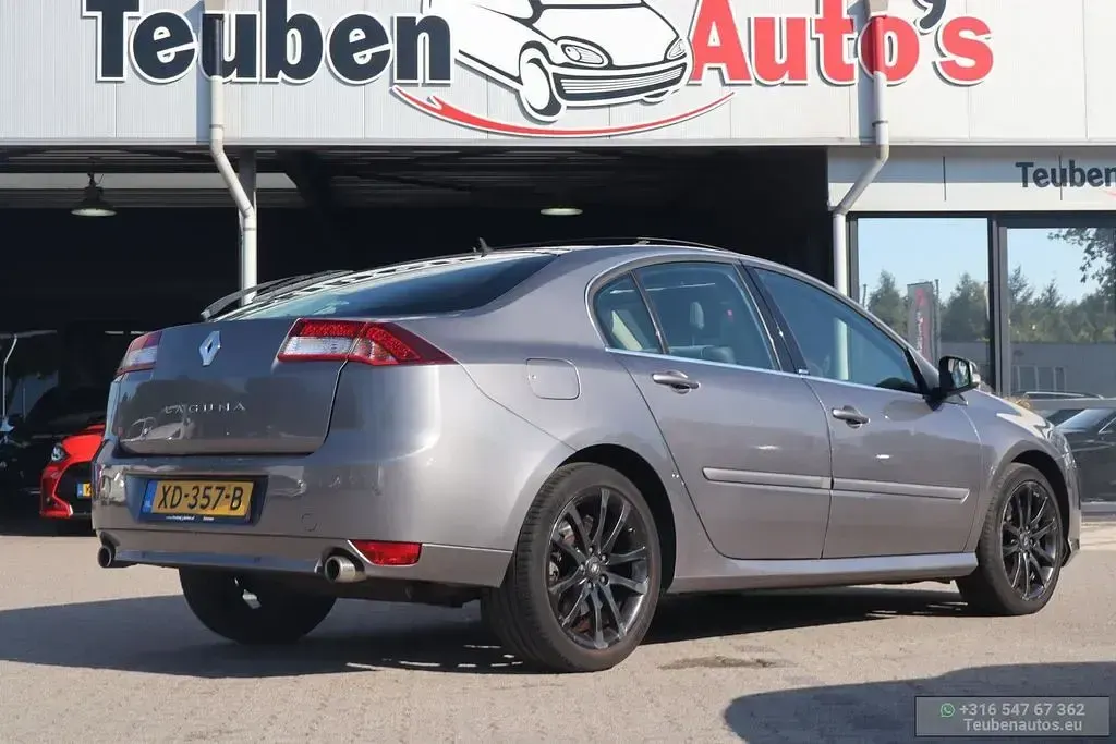 Gebraucht Renault Laguna III Bose Edition 150 PS (110 kW) 2013 Grau Limousine