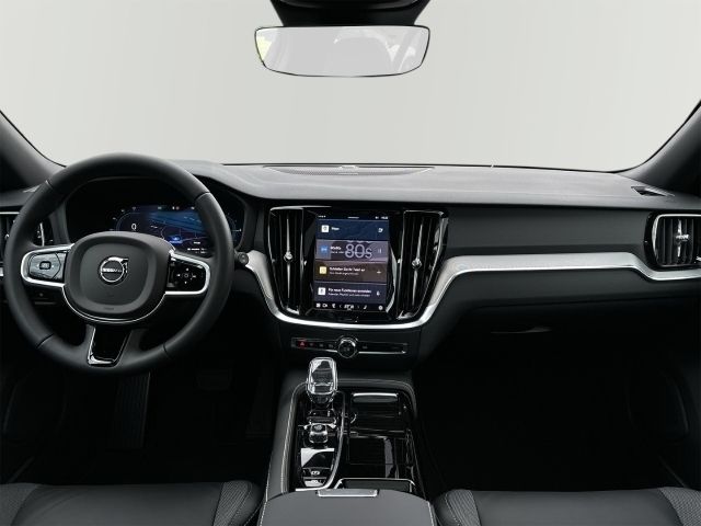 Gebraucht Volvo V60 Plus 398 PS (292 kW) 2024 Crystal white pearl / metallic Kombi