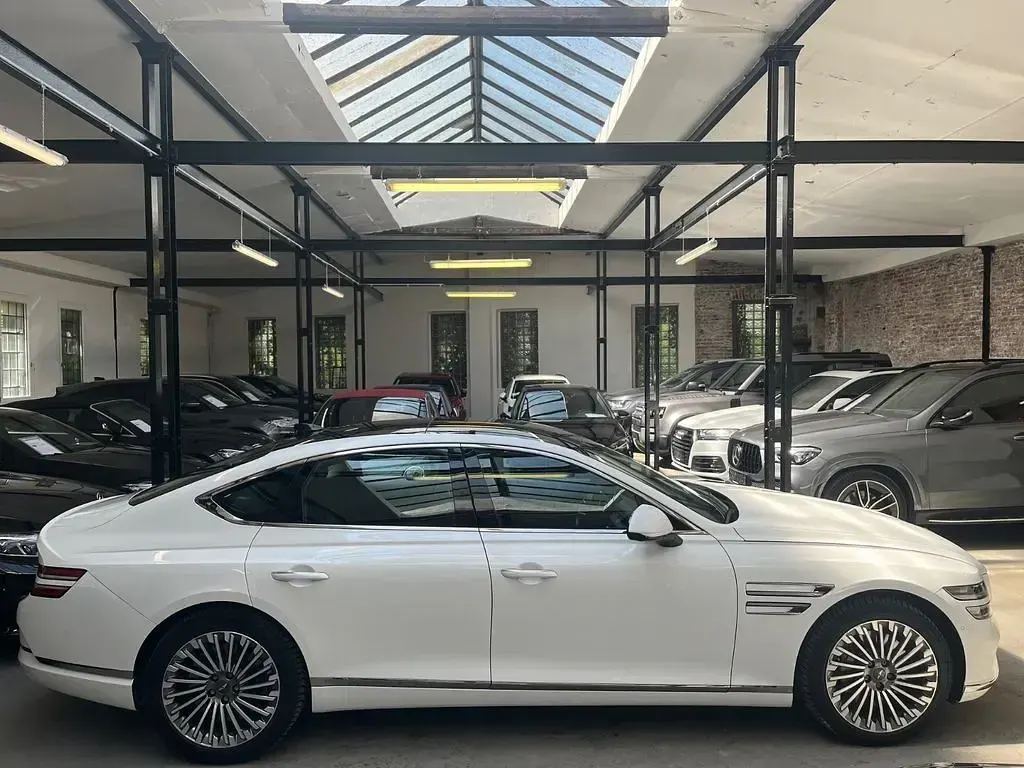 Gebraucht Genesis G80 272 kW (370 PS) 2022 Weiß Limousine