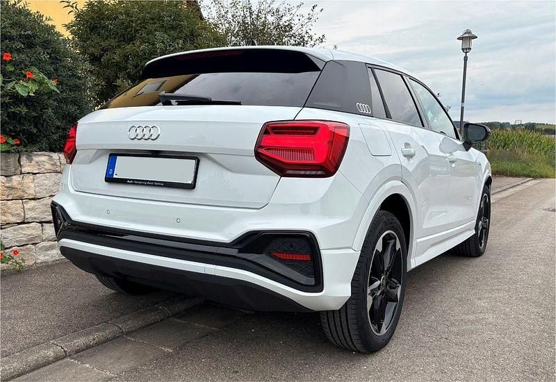 Gebraucht Audi Q2 S-Line 150 PS (110 kW) 2024 Weiß SUV