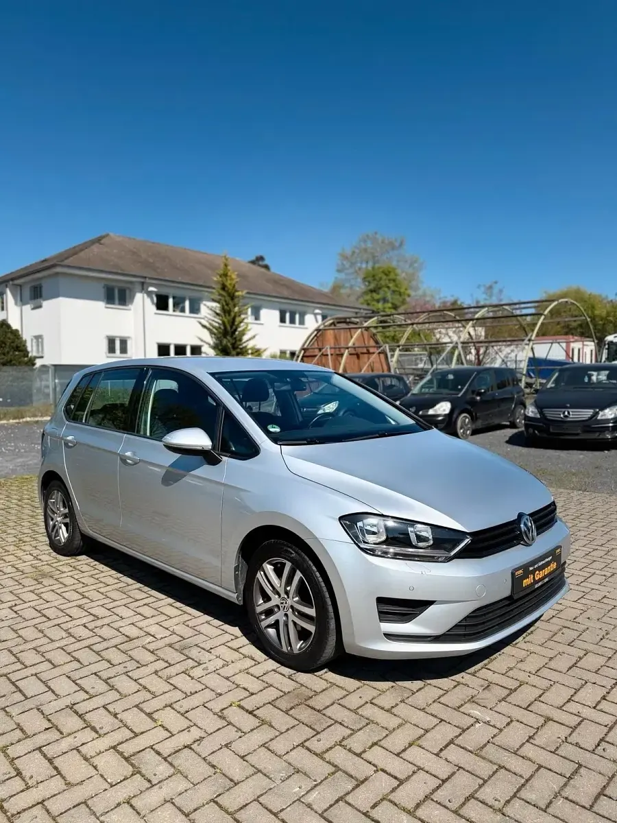 Second-hand VW Golf VII 86 CP (63 kW) 2015 Argintiu Berlinǎ
