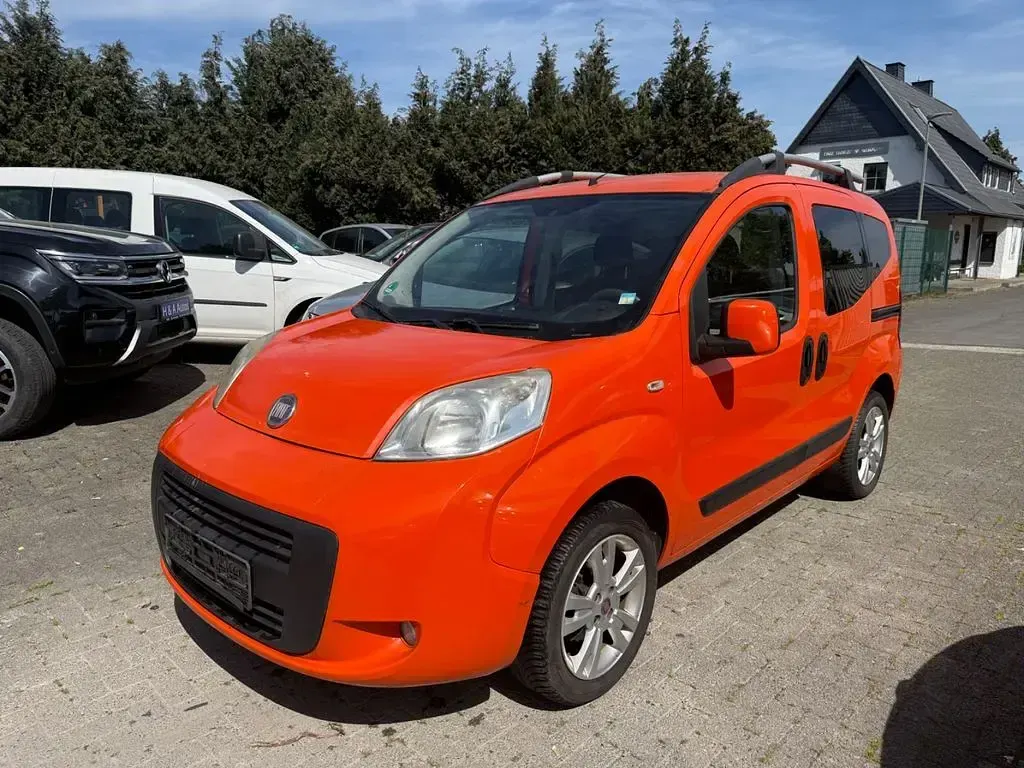 Gebraucht Fiat Qubo Easy 73 PS (53 kW) 2013 Colore esterno (sicilia orange Van / Kleinbus
