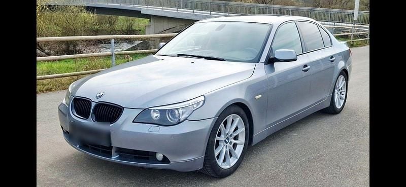 Gebraucht BMW 525 192 PS (141 kW) 2005 Grau Limousine