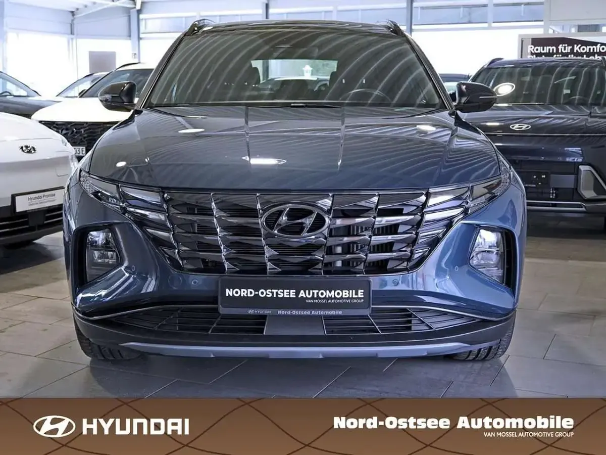 Gebraucht Hyundai Tucson Blackline 180 PS (132 kW) 2023 Teal blue / met SUV