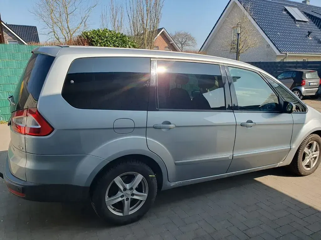 Gebraucht Ford Galaxy 140 PS (102 kW) 2008 Grau Van / Kleinbus