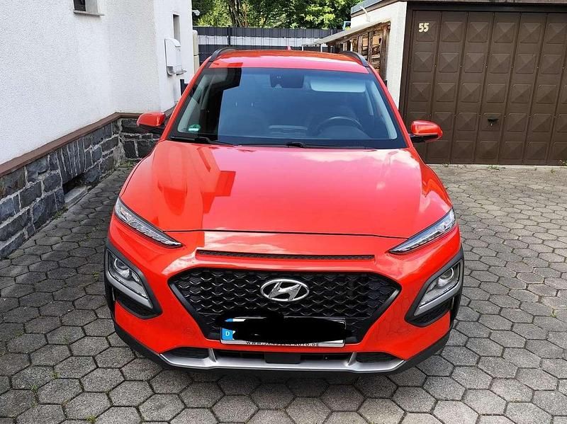 Orange Gebraucht 2020 Hyundai Kona YES! SUV | 13.000 € (Superpreis) - Bild 1/4