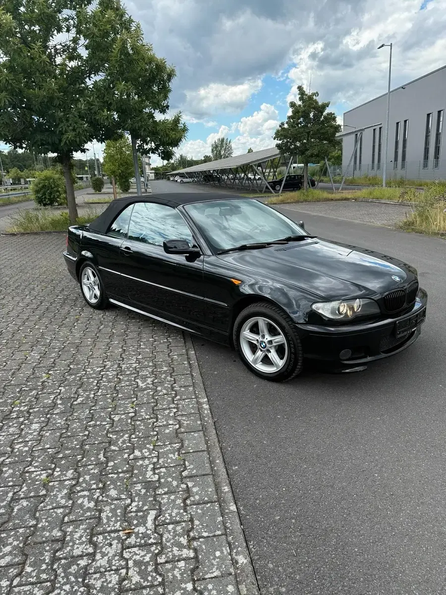Gebraucht BMW 320 Cabriolet 170 PS (125 kW) 2003 Schwarz Cabrio