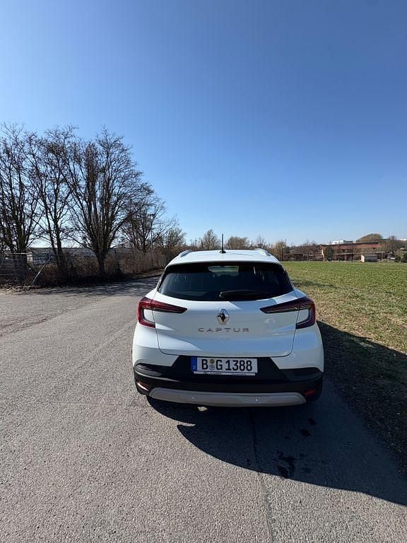 Gebraucht Renault Captur Evolution 140 PS (102 kW) 2022 Weiß SUV