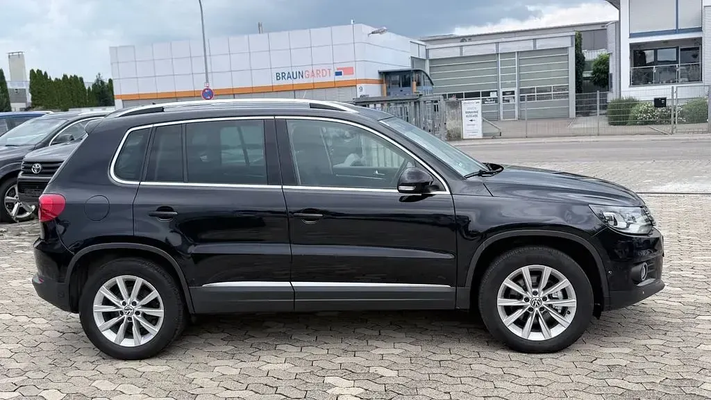 Gebraucht VW Tiguan Sportline 177 PS (130 kW) 2014 Schwarz SUV