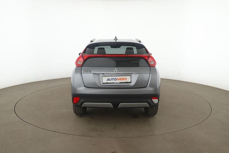 Gebraucht Mitsubishi Eclipse Cross Active 163 PS (119 kW) 2020 Grau SUV