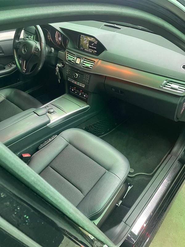 Gebraucht Mercedes E250 Avantgarde 211 PS (155 kW) 2015 Schwarz Kombi