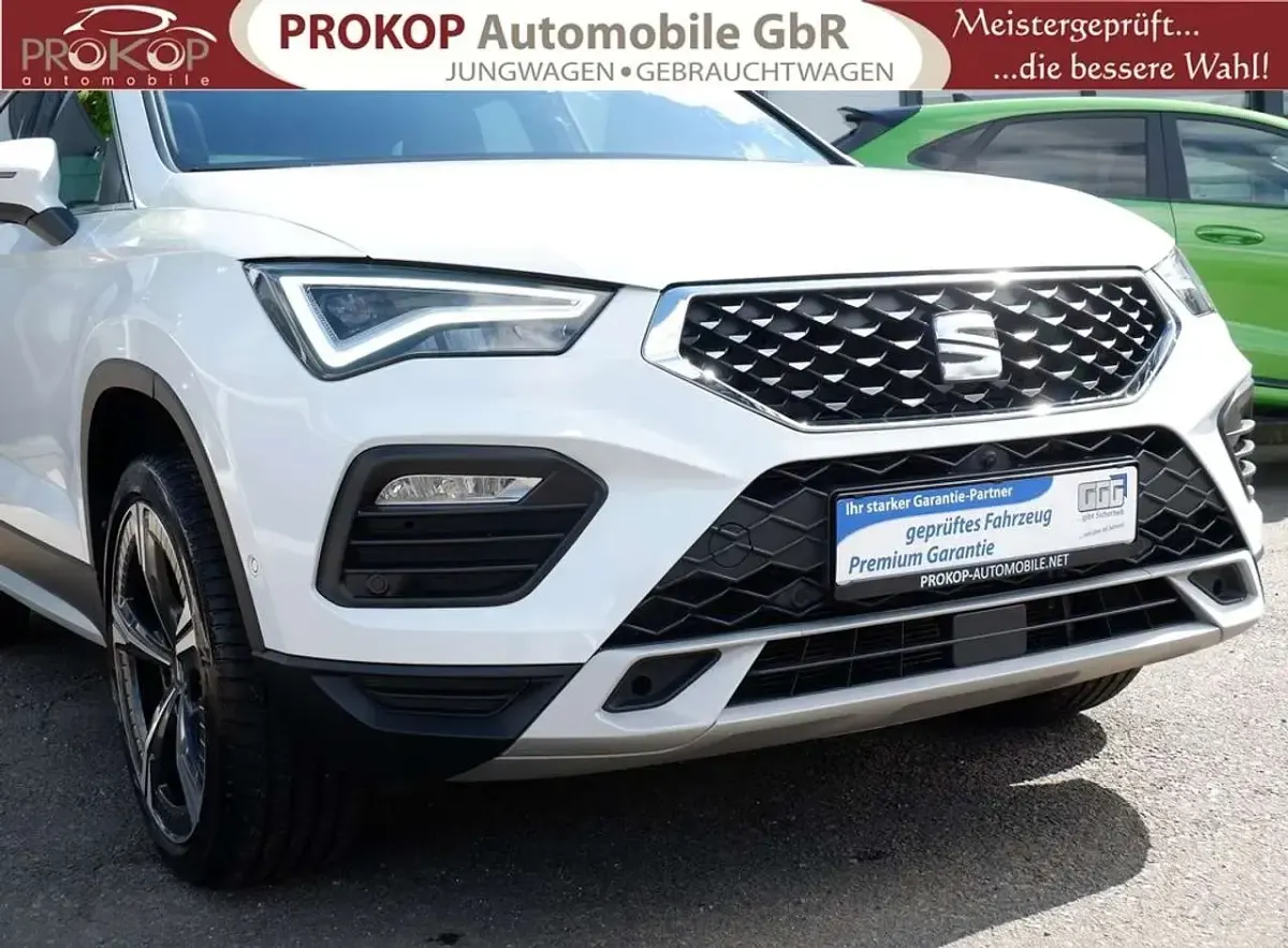 Używany Seat Ateca 4Drive 190 KM (139 kW) 2022 Biały SUV