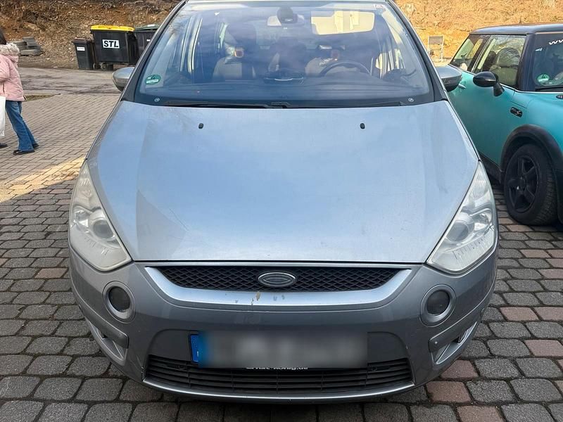 Grau Gebraucht 2006 Ford S-MAX RS Van / Kleinbus | 2.000 € (Guter Preis) - Bild 1/4