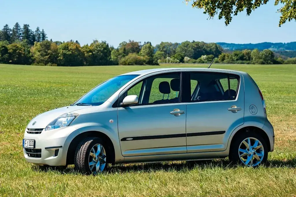 Gebraucht Daihatsu Sirion 69 PS (50 kW) 2008 Gold Kleinwagen