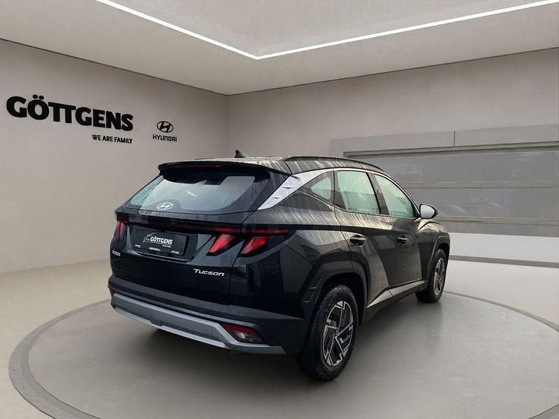 Neu Hyundai Tucson Select 150 PS (110 kW) 2026 Schwarz SUV