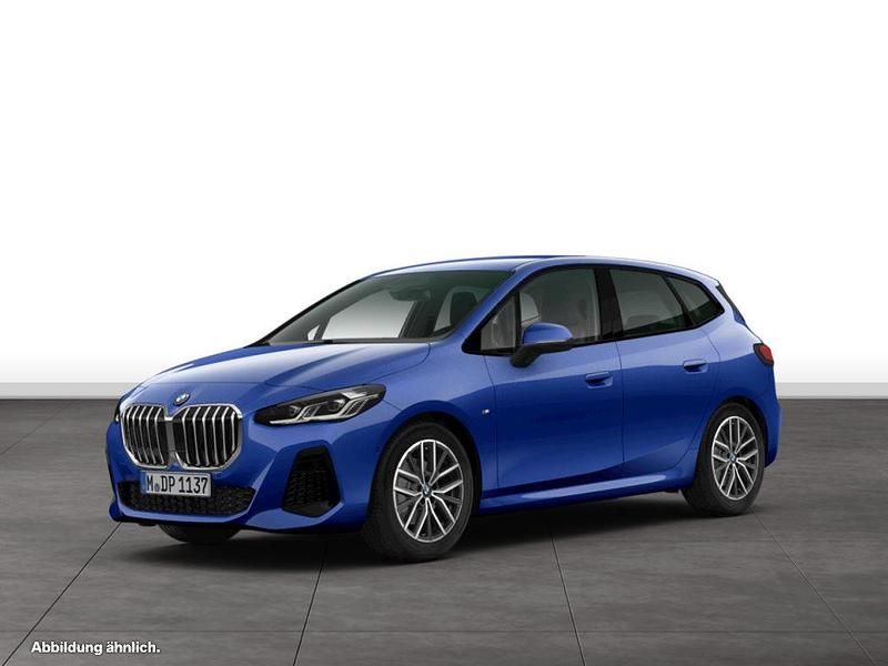 Blau Gebraucht 2025 BMW 220 Active Tourer M Sport Van / Kleinbus | 39.250 € (Fairer Preis) - Bild 1/4