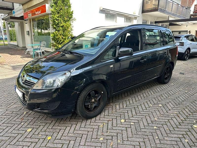 Schwarz Gebraucht 2014 Opel Zafira Family Van / Kleinbus | 3.750 € (Superpreis) - Bild 1/4