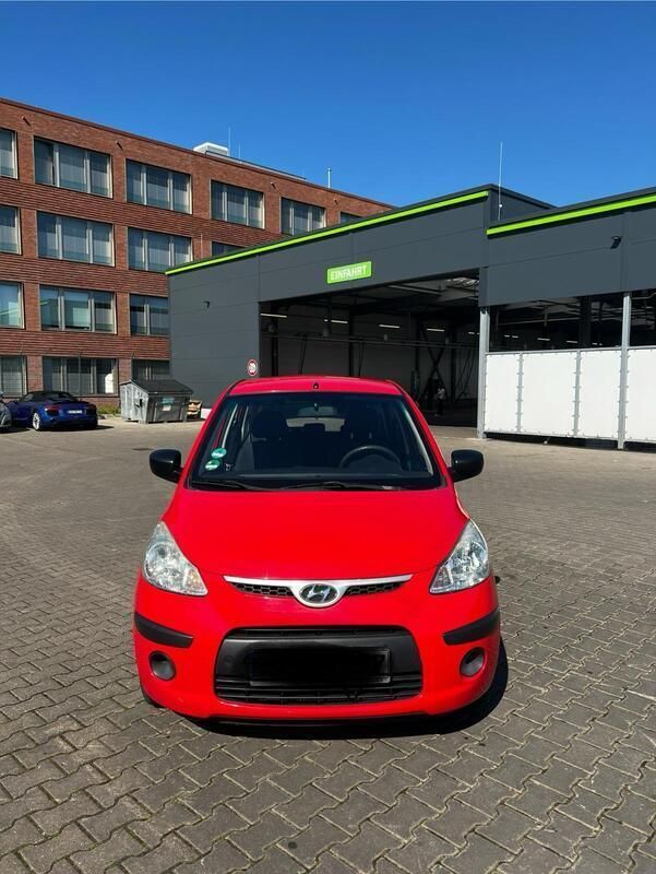 Rot Gebraucht 2009 Hyundai i10 Kleinwagen | 1.500 € - Bild 1/4