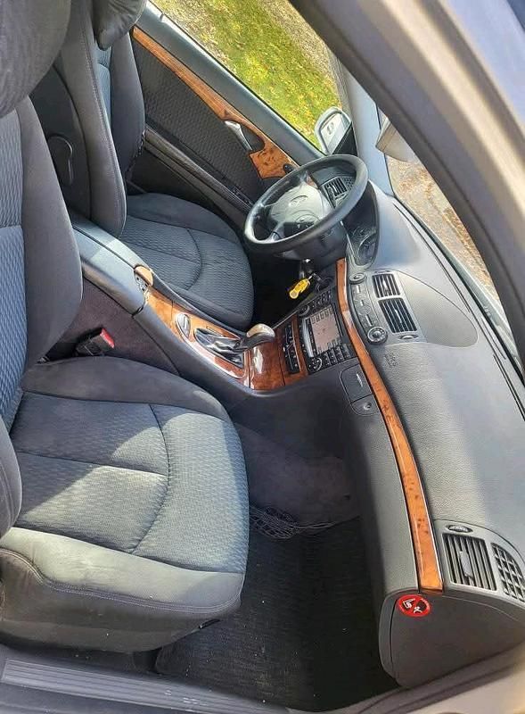 Gebraucht Mercedes E280 177 PS (130 kW) 2004 Silber Kombi