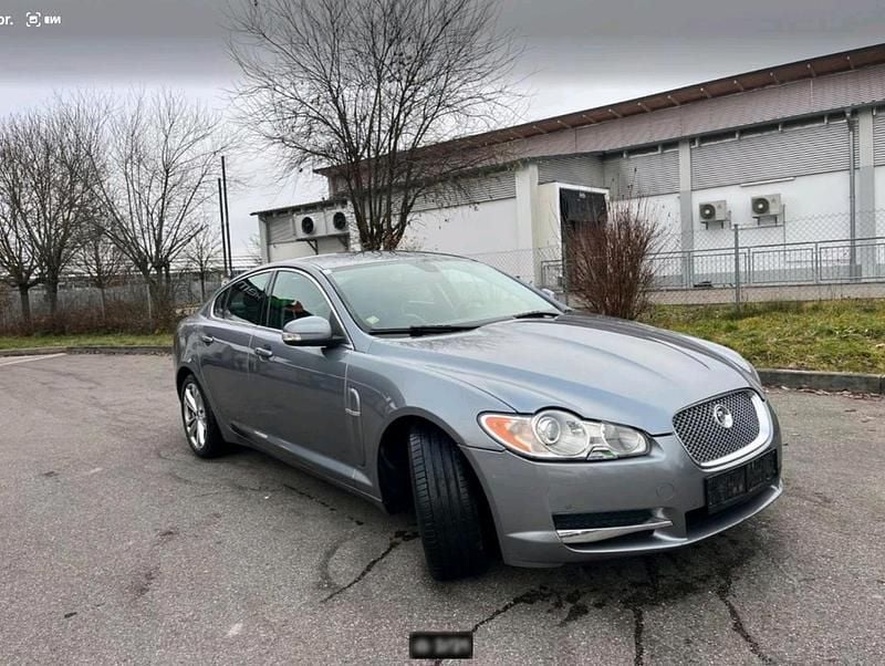 Gebraucht Jaguar XF Premium Luxury 207 PS (152 kW) 2008 Grau Limousine