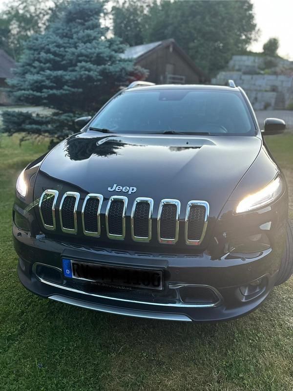 Gebraucht Jeep Cherokee Limited 170 PS (125 kW) 2015 Andere farben SUV