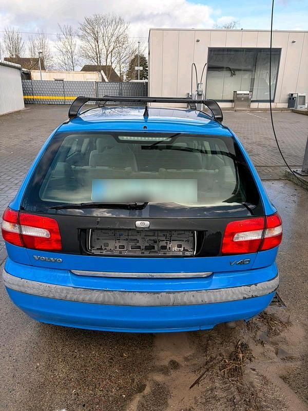 Gebraucht Volvo V40 Comfort 116 PS (85 kW) 2001 Blau Kombi