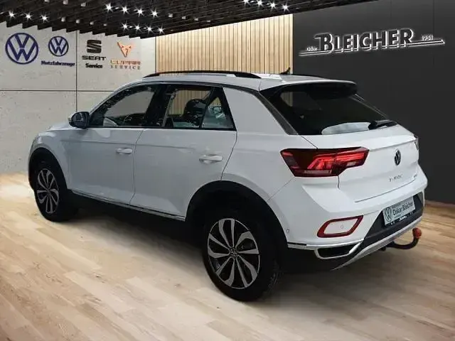 Gebraucht VW T-Roc Style 150 PS (110 kW) 2023 Weiss SUV