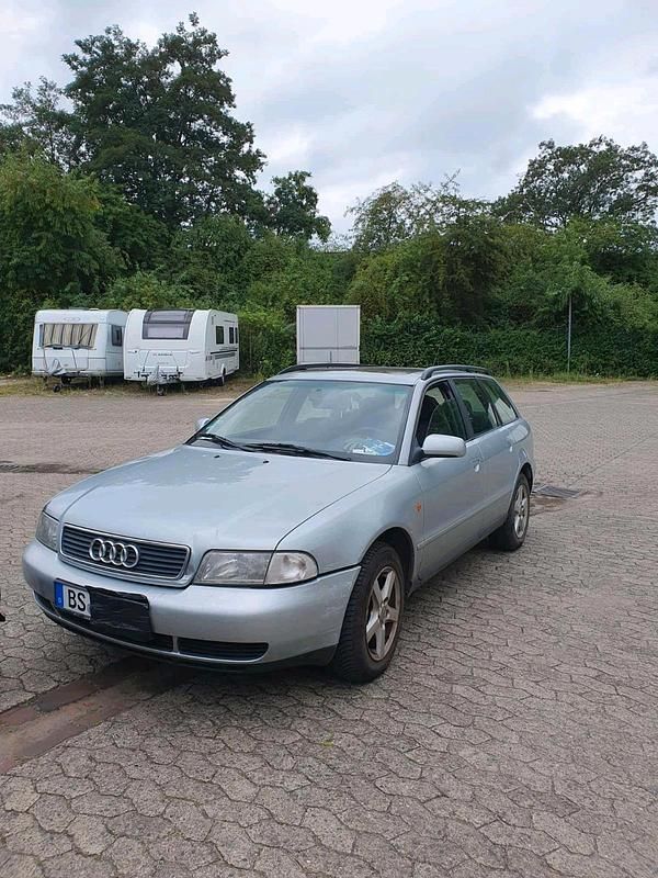 Gebraucht 1998 Audi A4 Kombi | 1.000 € (Guter Preis) - Bild 1/3