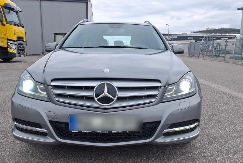 Gebraucht Mercedes C350 231 PS (169 kW) 2011 Grau Kombi