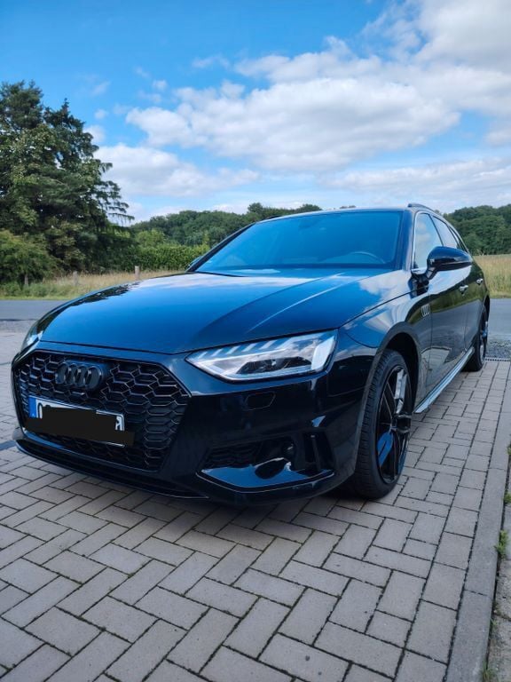 Schwarz Gebraucht 2019 Audi A4 S-Line Kombi | 20.900 € (Fairer Preis) - Bild 1/4