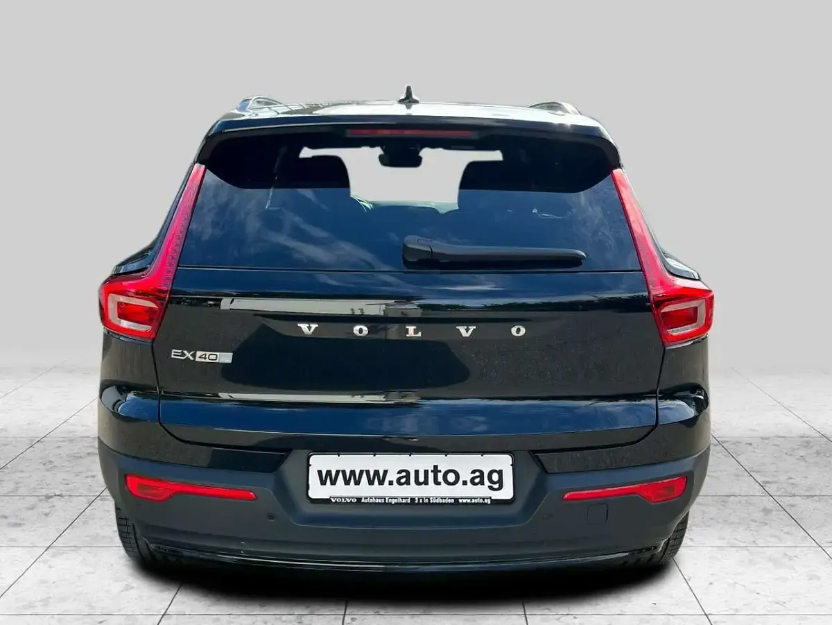 Gebraucht Volvo EX40 Plus 185 kW (252 PS) 2025 Crystal white SUV