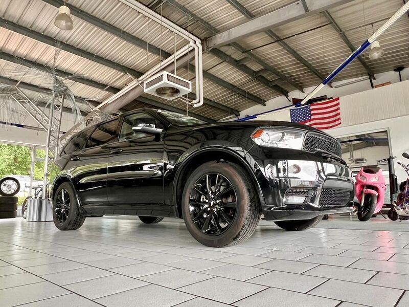 Schwarz Gebraucht 2020 Dodge Durango SUV | 30.900 € (Etwas zu teuer) - Bild 1/4