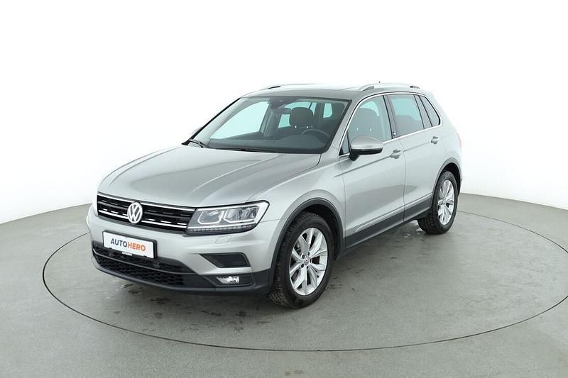 Silber Gebraucht 2018 VW Tiguan Sound SUV | 20.620 € (Fairer Preis) - Bild 1/3