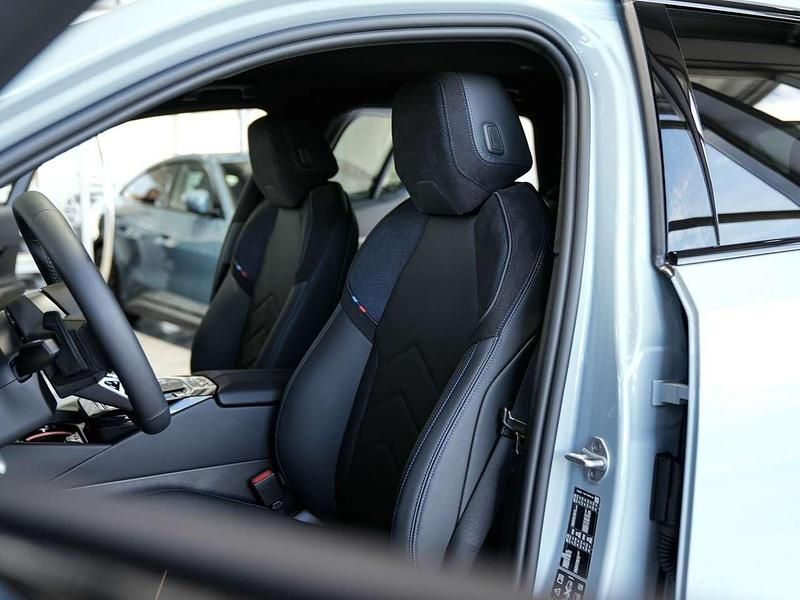 Gebraucht BMW 520 M Sport 197 PS (144 kW) 2025 M brooklyn grau Kombi