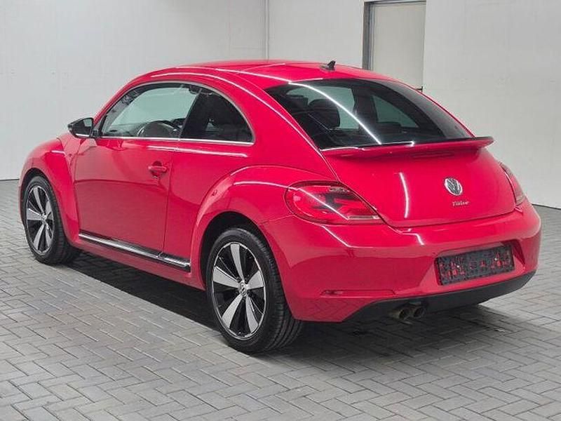 Gebraucht VW Beetle Sport 160 PS (117 kW) 2013 Tornadorot Kleinwagen