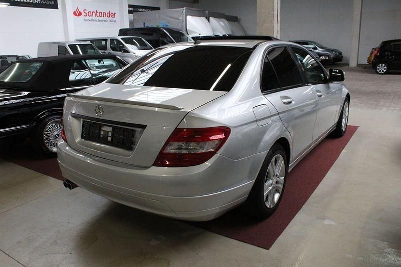 Gebraucht Mercedes C180 Elegance 156 PS (114 kW) 2008 Silber Limousine