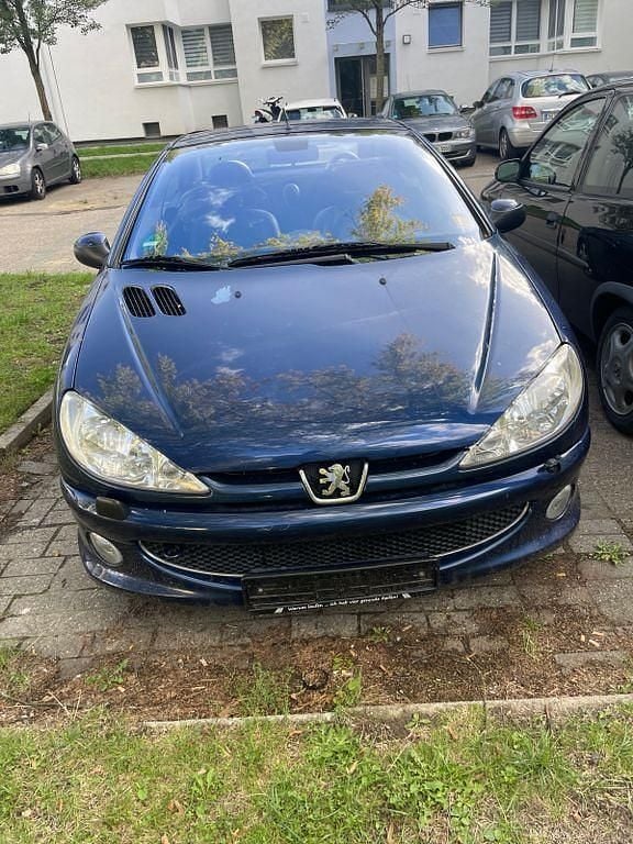 Gebraucht Peugeot 206 CC 109 PS (80 kW) 2006 Blau Cabrio