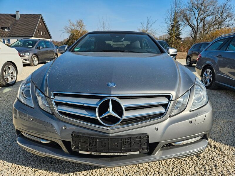 Gebraucht Mercedes E250 Avantgarde 204 PS (150 kW) 2012 Grau Cabrio
