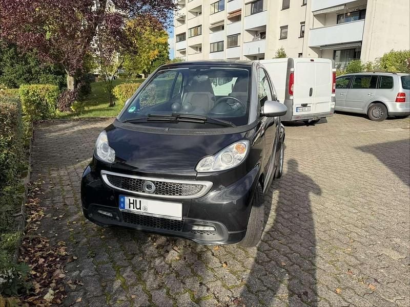 Gebraucht Smart ForTwo Coupé 71 PS (52 kW) 2014 Schwarz Kleinwagen